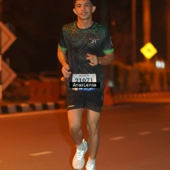 Runner Photo 8156380