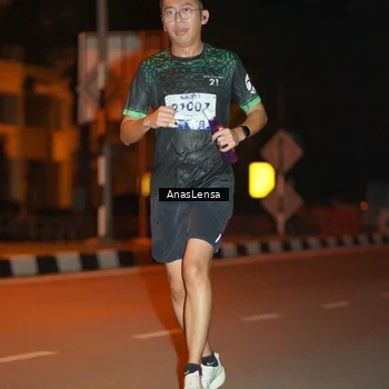 Runner Photo 8156382