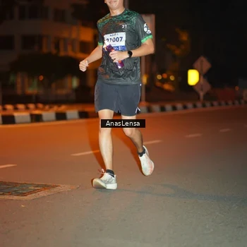 Runner Photo 8156385
