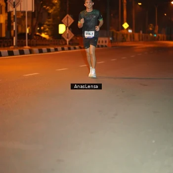 Runner Photo 8156390