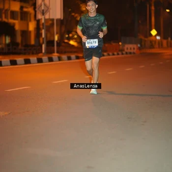 Runner Photo 8156393