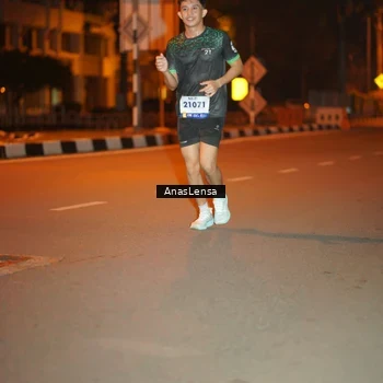 Runner Photo 8156399