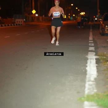 Runner Photo 8156411