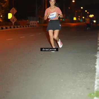 Runner Photo 8156418