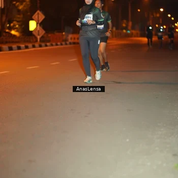 Runner Photo 8156441
