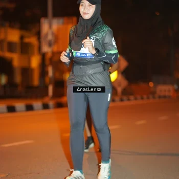 Runner Photo 8156442