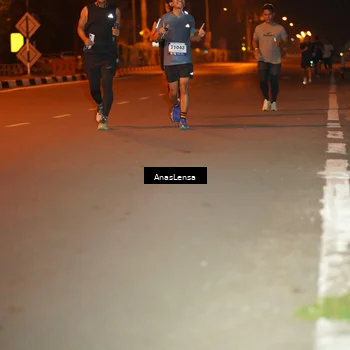 Runner Photo 8156449