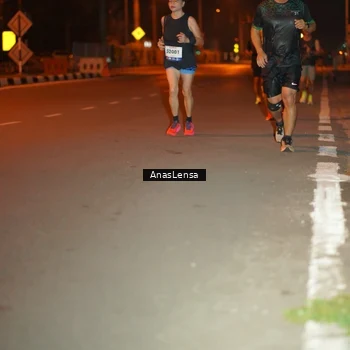 Runner Photo 8156468