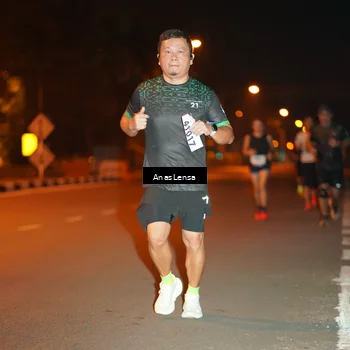 Runner Photo 8156475
