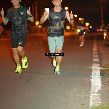 Runner Photo 8156491