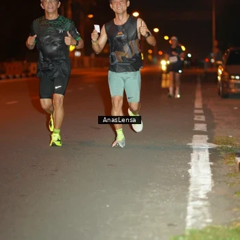 Runner Photo 8156492