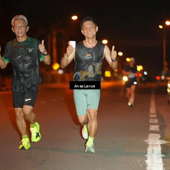 Runner Photo 8156493