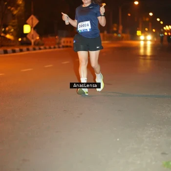 Runner Photo 8156508
