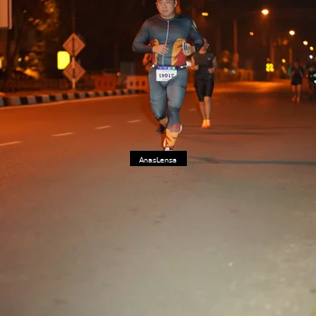 Runner Photo 8156516