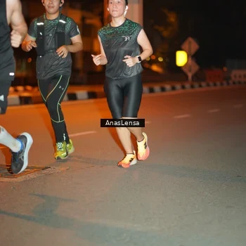 Runner Photo 8156530