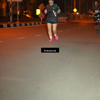 Runner Photo 8156532