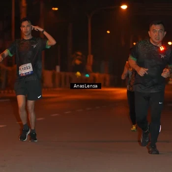 Runner Photo 8156552