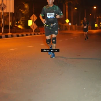 Runner Photo 8156553
