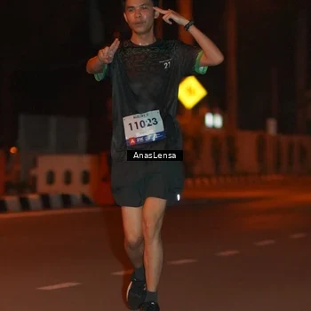 Runner Photo 8156556