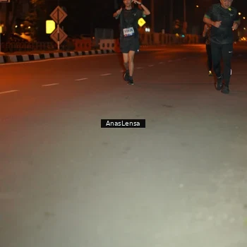 Runner Photo 8156559