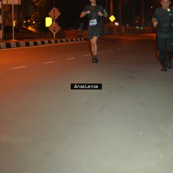 Runner Photo 8156562