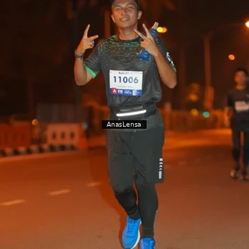 Runner Photo 8156611