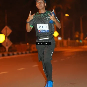 Runner Photo 8156613