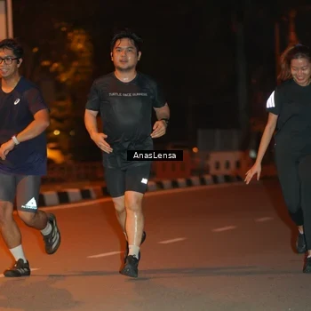 Runner Photo 8156615