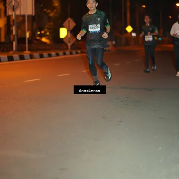 Runner Photo 8156624