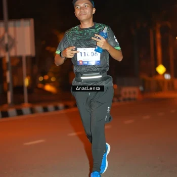 Runner Photo 8156627