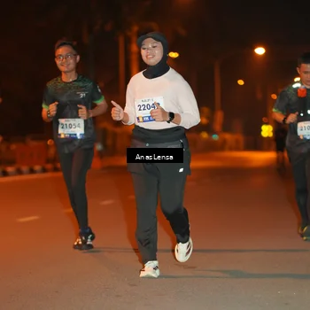 Runner Photo 8156635