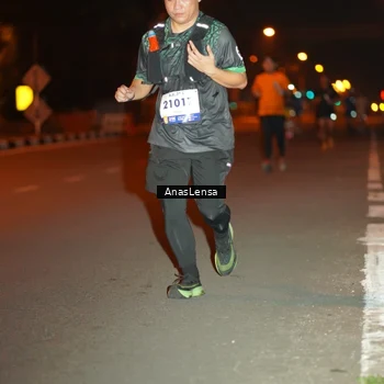 Runner Photo 8156641