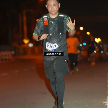 Runner Photo 8156649