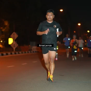 Runner Photo 8156665