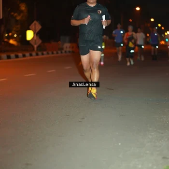 Runner Photo 8156666