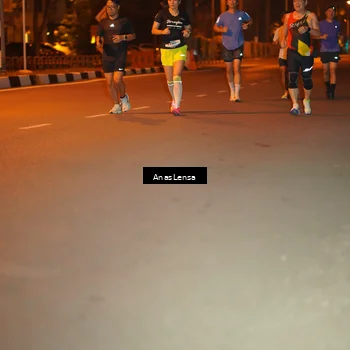 Runner Photo 8156667