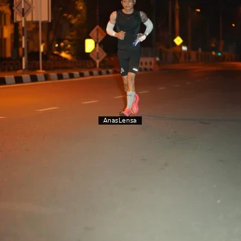 Runner Photo 8156691