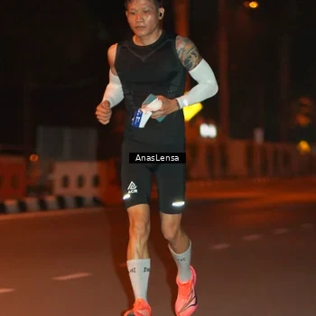 Runner Photo 8156694
