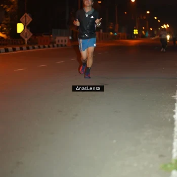 Runner Photo 8156703