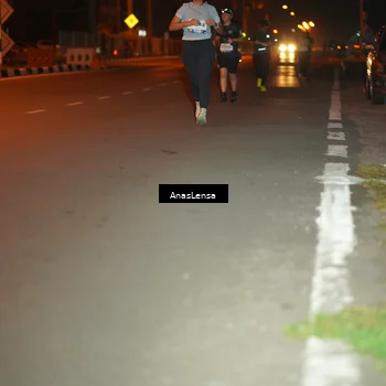 Runner Photo 8156712
