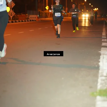 Runner Photo 8156729