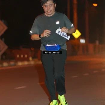 Runner Photo 8156748