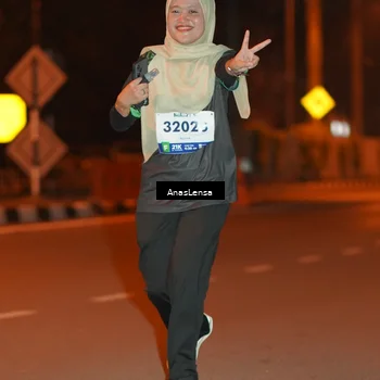 Runner Photo 8156753