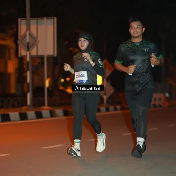 Runner Photo 8156779