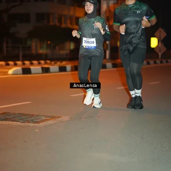 Runner Photo 8156781