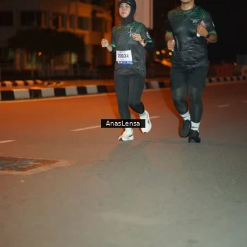 Runner Photo 8156787
