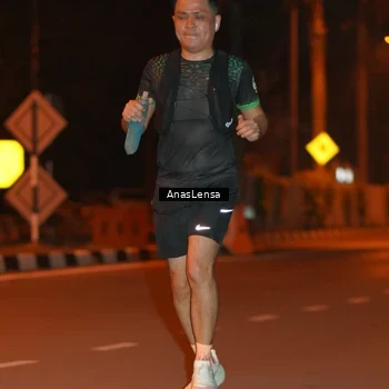 Runner Photo 8156789