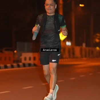 Runner Photo 8156792