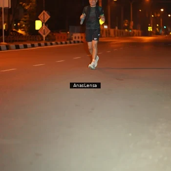Runner Photo 8156793