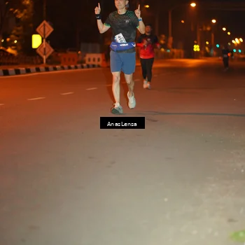 Runner Photo 8156801